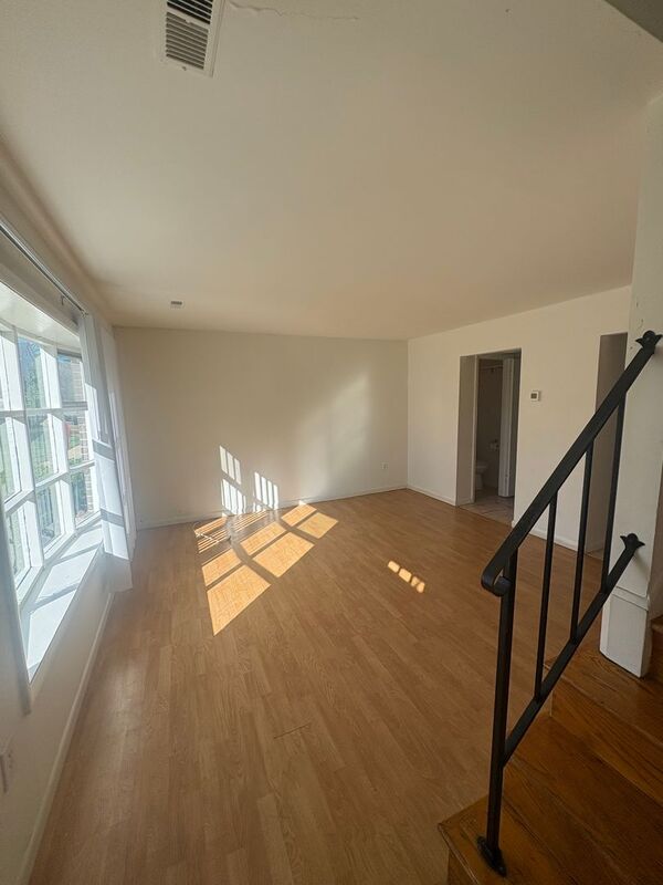 Baltimore Condo: 5521 Walther Avenue