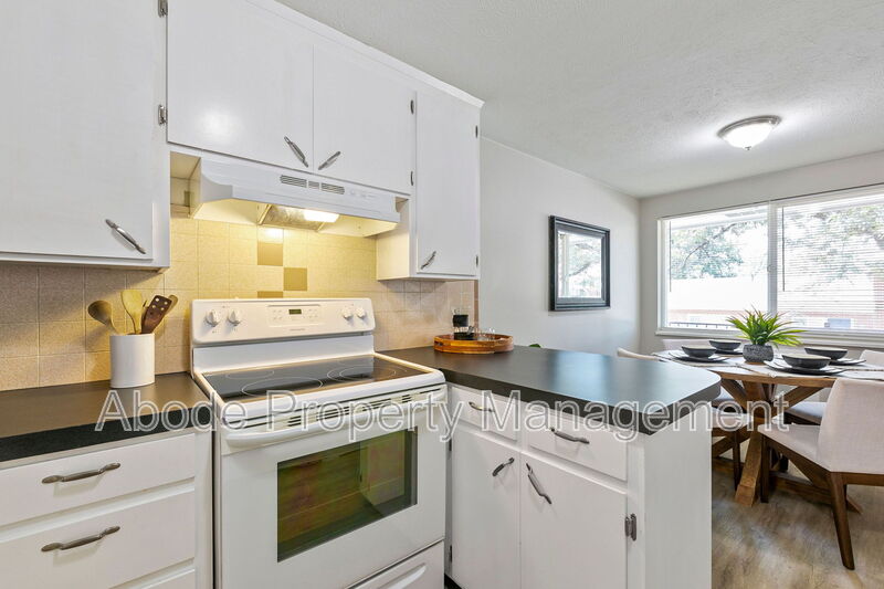 Loveland Condo: 466 West 10th Street