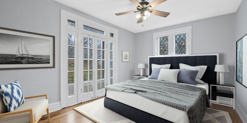 Richmond Heights Condo: 1240-72 Hawthorne Pl