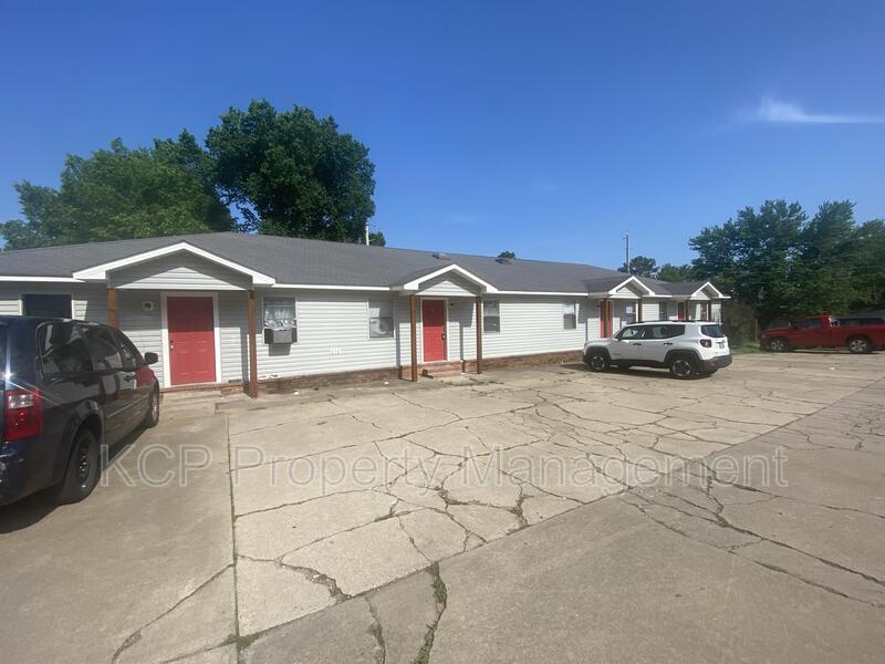 Greenwood Condo: 336 West Dogwood - 3