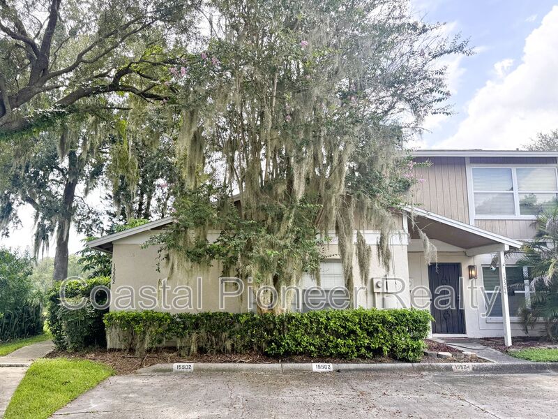 Lutz House: 15502 Morning Dr.