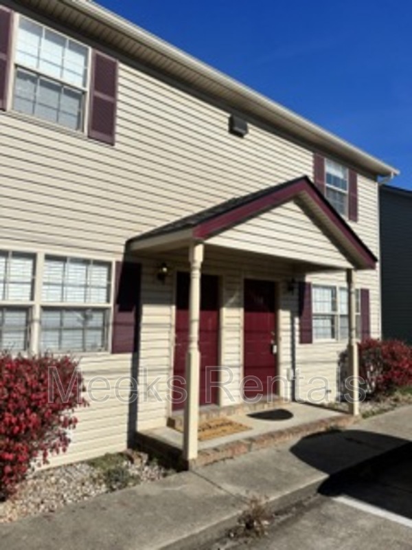 Hurricane Apartment: 114 Mt Vernon Ln