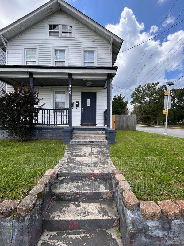 Charming 2-Bedroom Duplex in Portsmouth *ASK ABOUT OUR ZERO DEPOSIT* - Photo 14