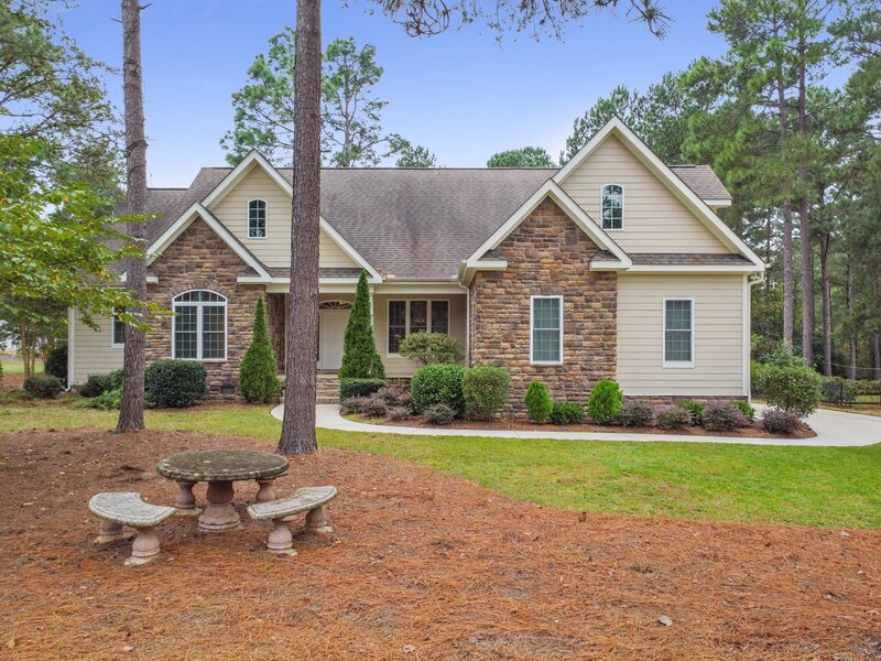Whispering Pines House: 108 Hammerstone Circle