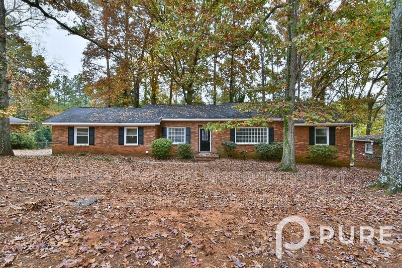 Columbia House: 128 Valcour Road