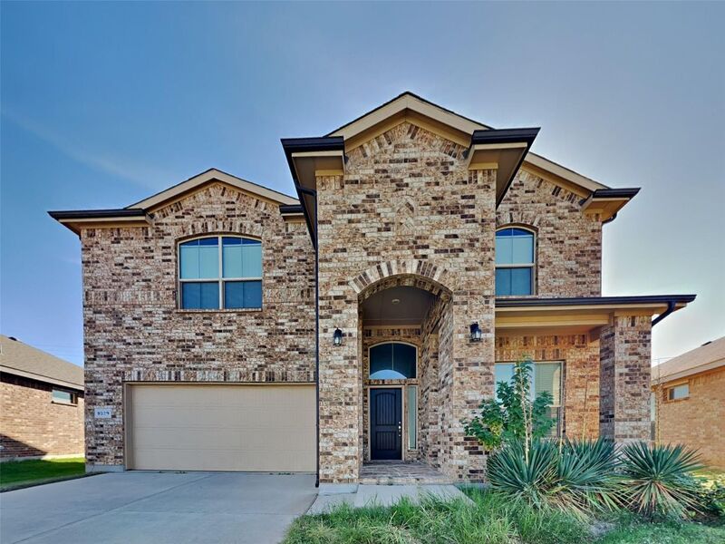 Fort Worth House: 9329 Belle River Trl