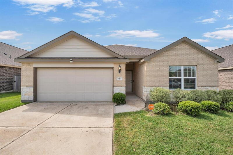 Hockley House: 31415 Stone Ridge Forest Drive