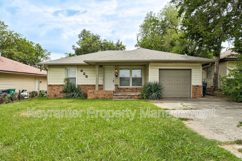 Oklahoma City House: 628 E Hill St