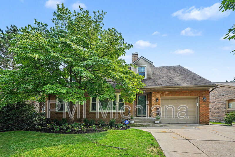 South Bend House: 510 East Pokagon Street