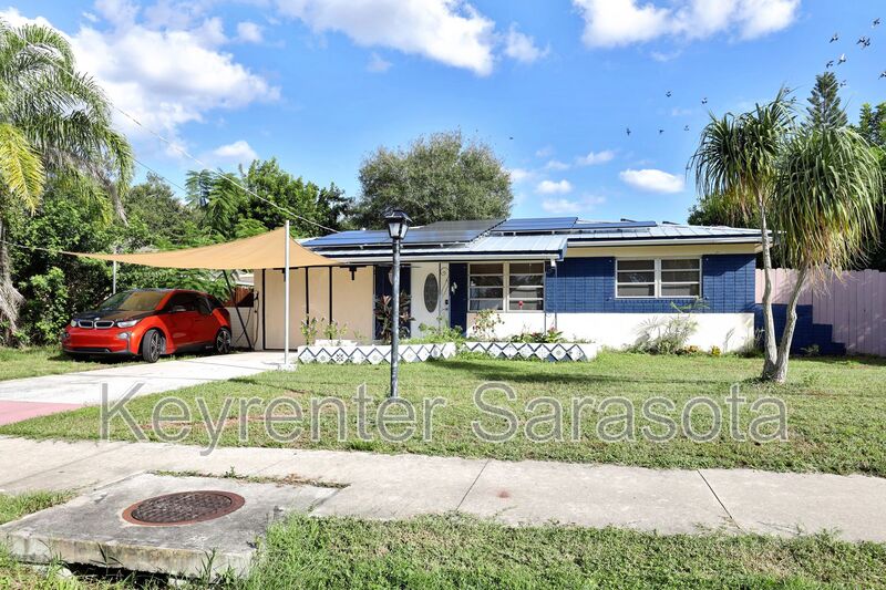 34232 House: 4462 Brooksdale Dr