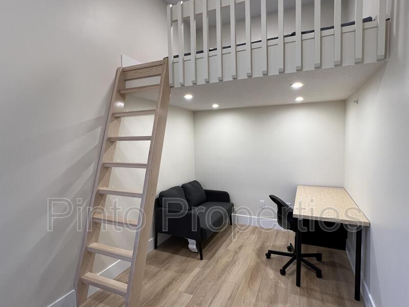 Edmonton House: 8719 110 Street Northwest