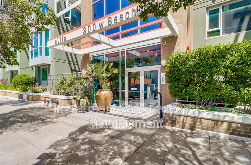 San Diego Condo: 300 W Beech St.