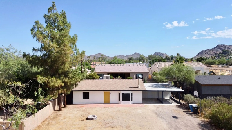 Phoenix House: 1814 E Aurelius Ave