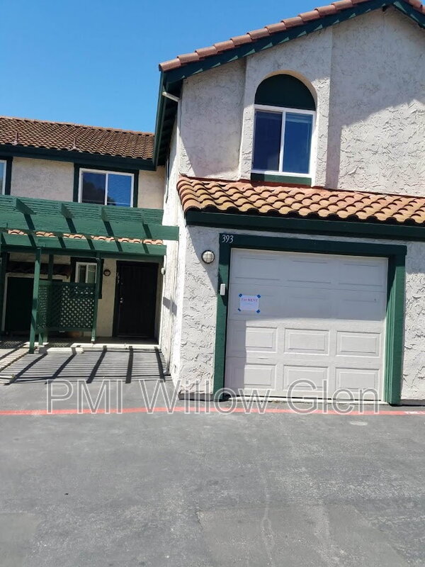 San Jose Townhome: 393 Englert Ct