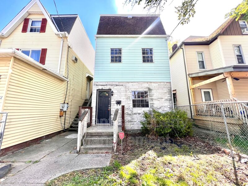 New Kensington Condo: 542 5th Avenue