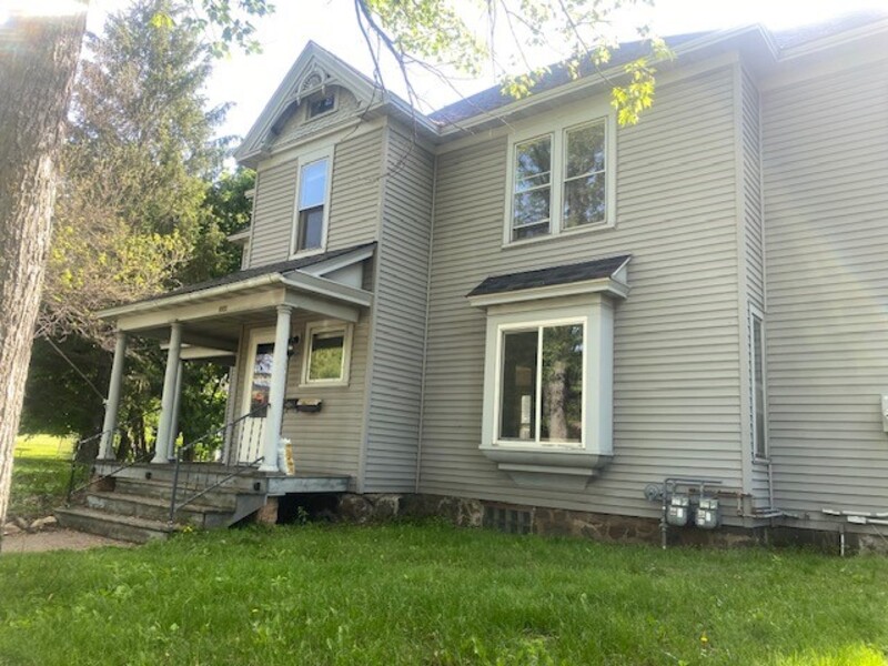 Waupaca Condo: 206 North State Street - Upper