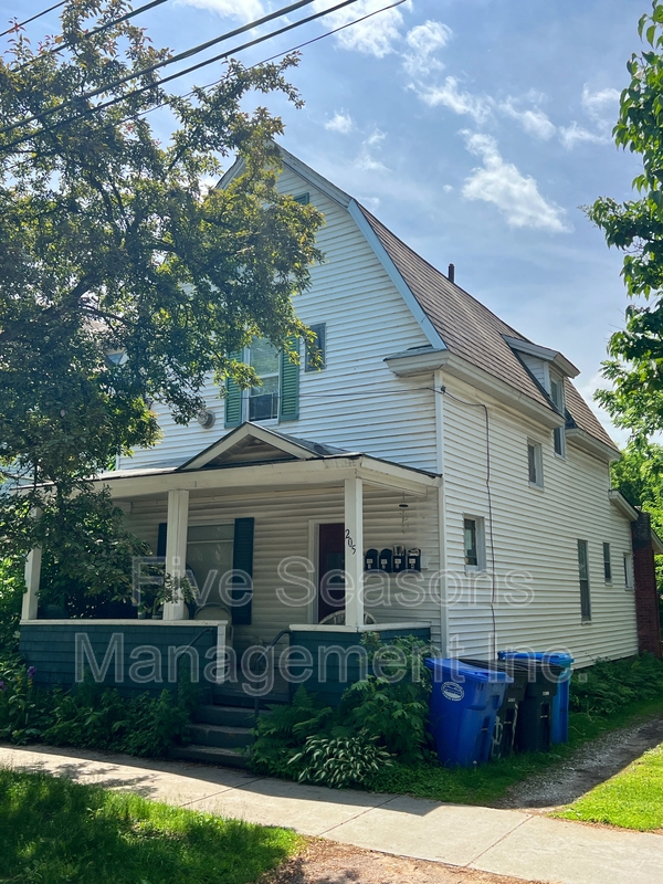 Burlington Condo: 205 North Willard Street - 4