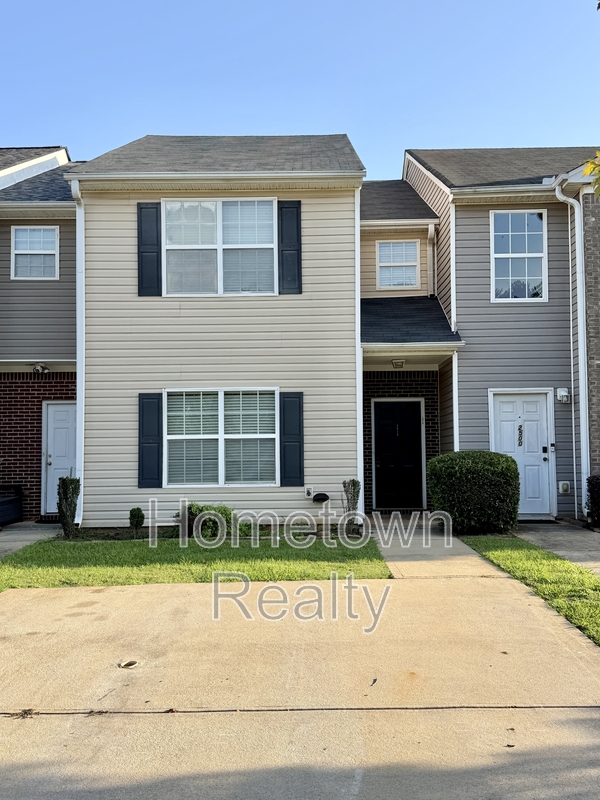 McDonough House: 2510 Marlin Drive