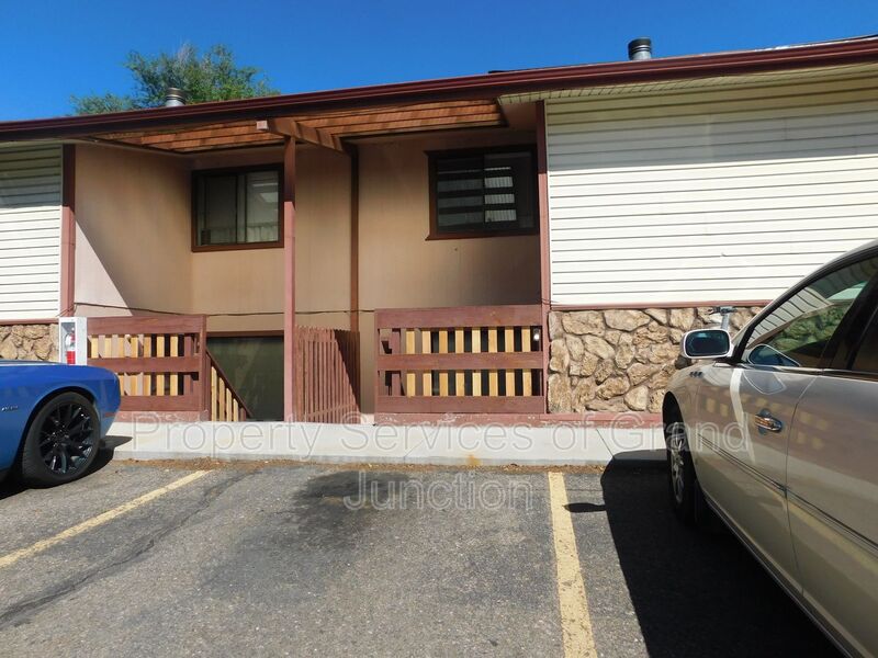 Grand Junction Condo: 2150 College Place