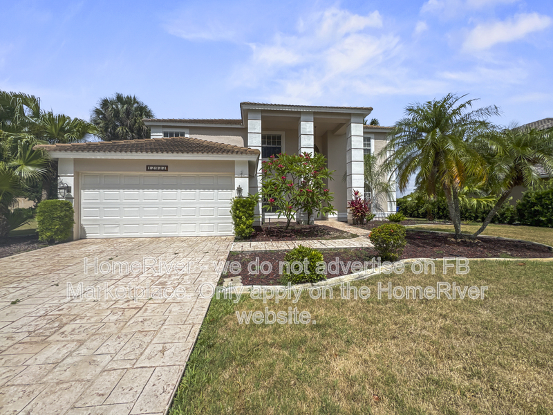 Fort Myers House: 12933 Kedleston Cir