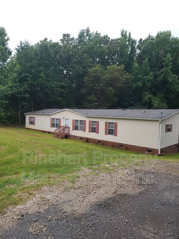 Clover House: 2321 Cyrus Drive