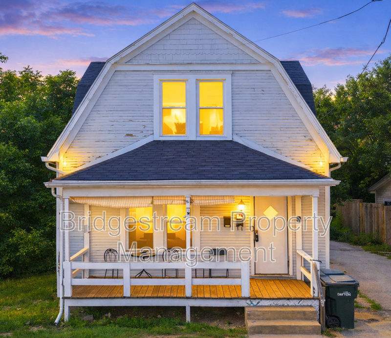 Dayton House: 21-B John