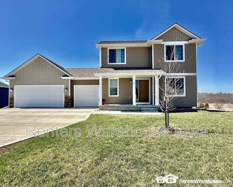 Des Moines House: 5308 Saint Andrews Circle