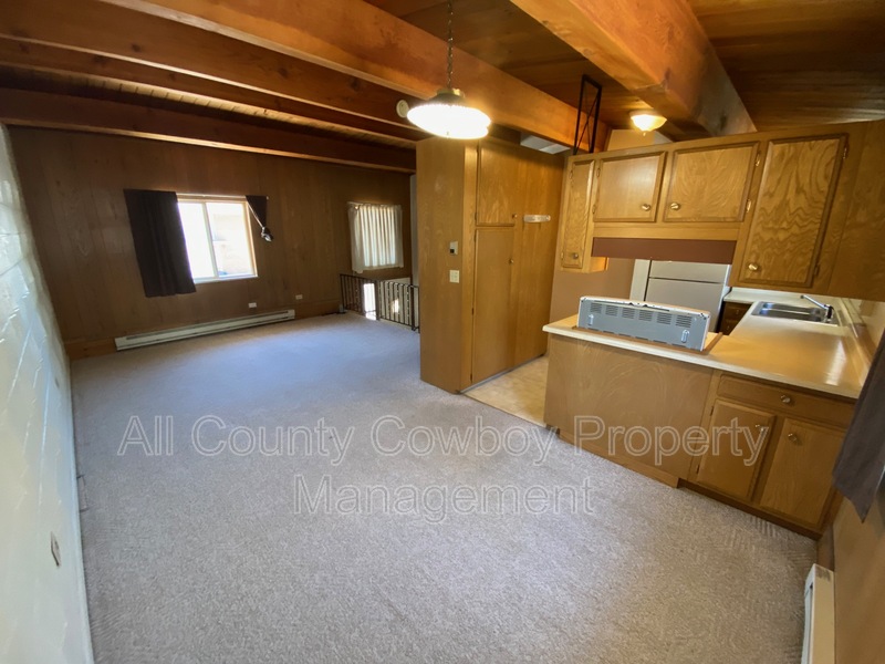 Laramie Condo: 1000 E. Garfield St.