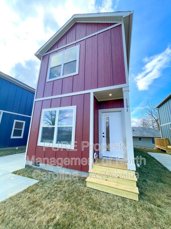 Asheville House: 1191 Bleachery Blvd