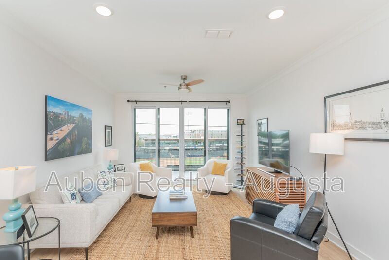 North Augusta House: 111 Railroad Ave