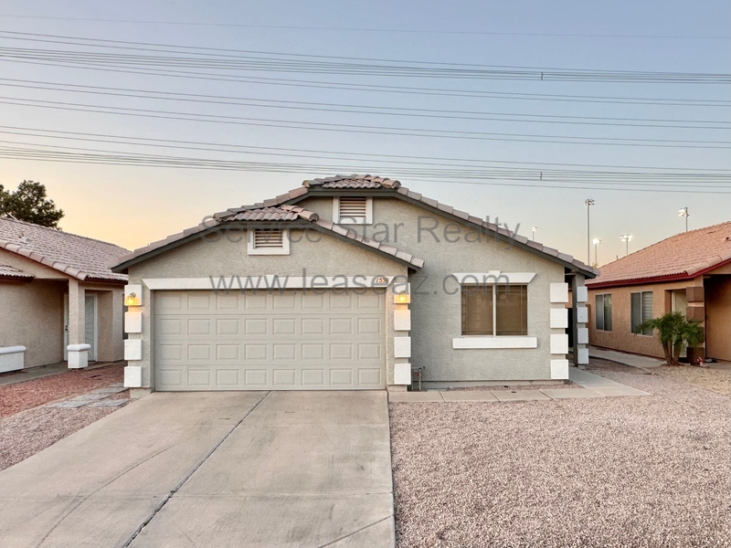 Gilbert House: 1538 W Vaughn Ave