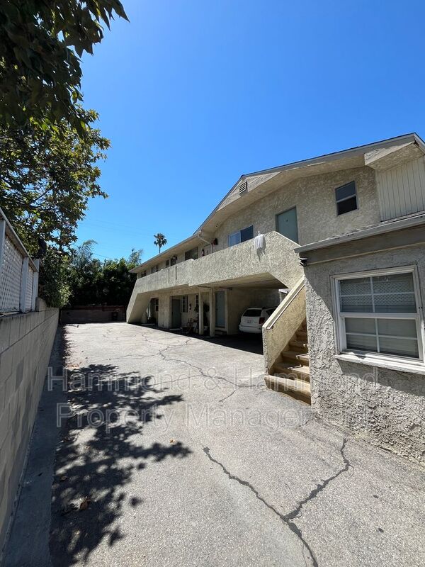 North Hollywood Condo: 5723 Willowcrest Ave.