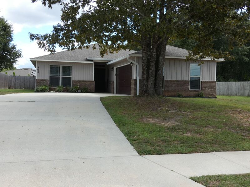 Pace House: 5637 Peach Drive