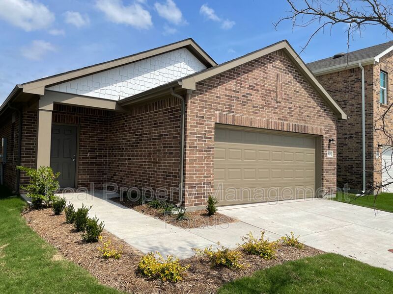 Princeton House: 1805 Washington St