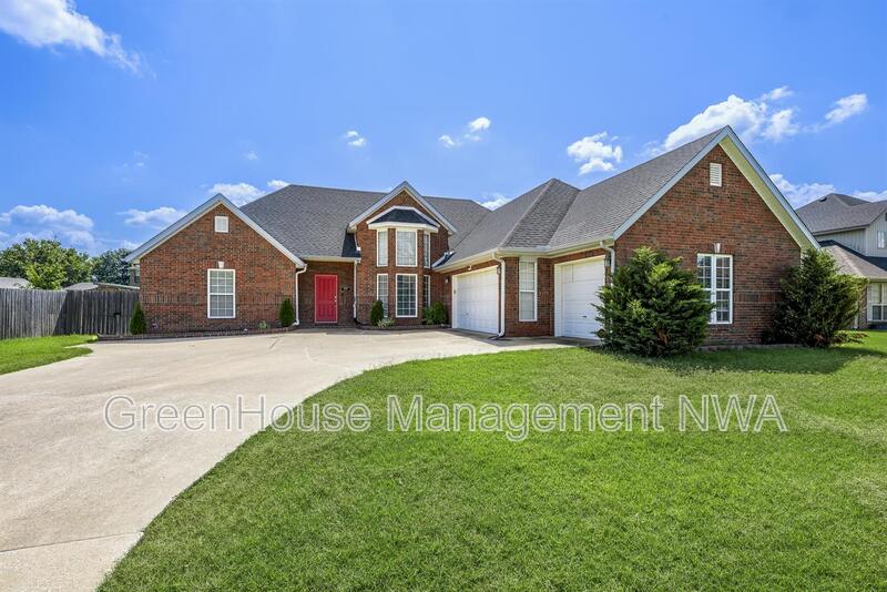 Farmington House: 11758 East Creek Lane