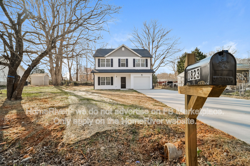 Greensboro House: 1823 Glenside Dr