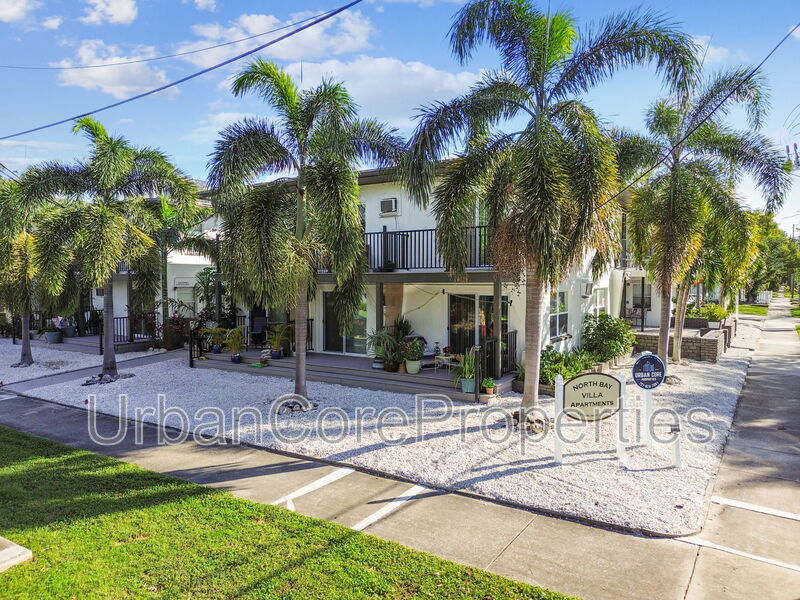 St. Petersburg Condo: 1023 Locust St NE