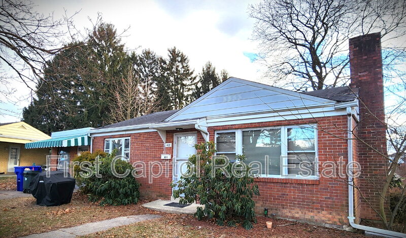 Harrisburg House: 408 Clinton Rd