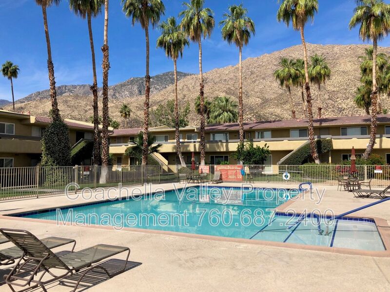 Palm Springs House: 1900 S. Palm Canyon Drive