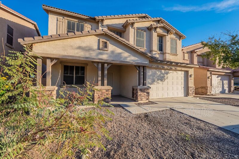 San Tan Valley House: 28087 N Desert Native St
