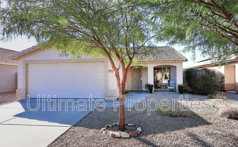 Peoria House: 9273 W Potter Dr