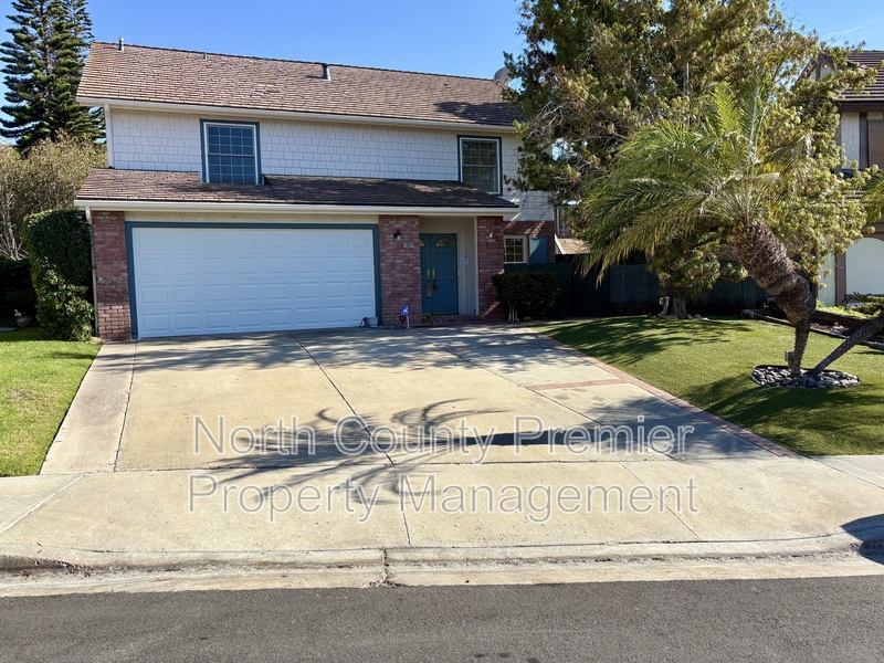 Carlsbad House: 3115 Madera Court