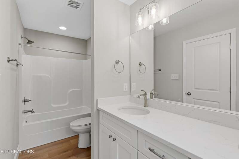 Photograph 8 of 7106 Dulaney Way