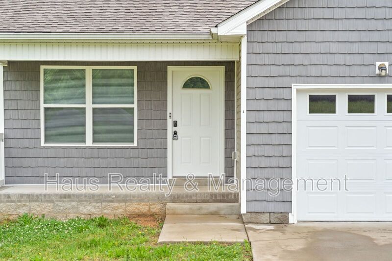 Clarksville Condo: 1709 Evans Rd