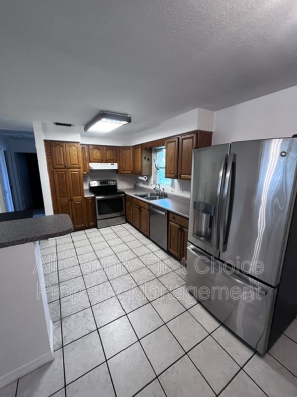 Main Rental Photo 16