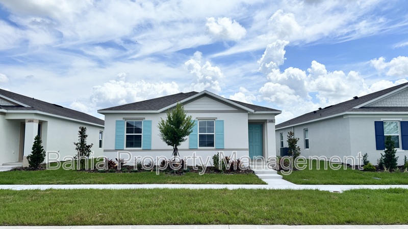Winter Haven House: 1676 Hummingbird Rd