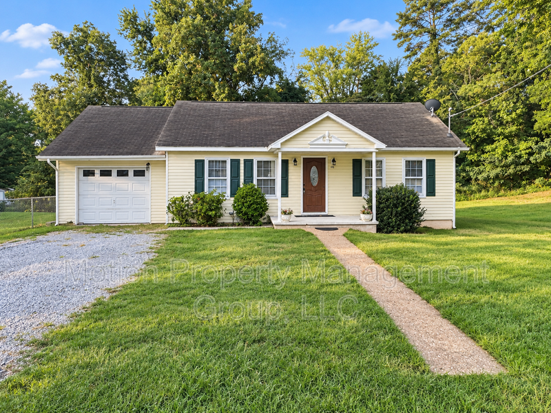 Cleveland House: 1205 Fairway Dr SW