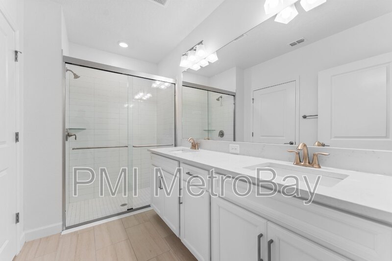 Wimauma Townhome: 17558 Holly Well Avenue