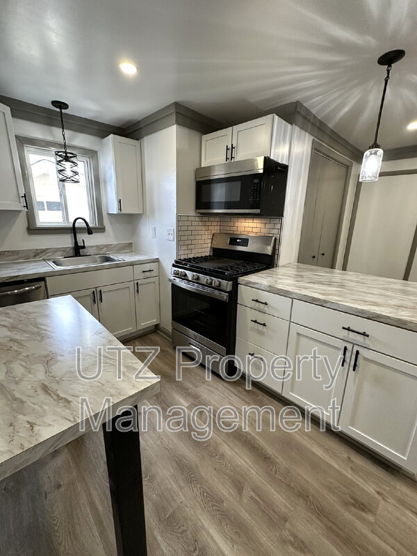 Westminster Condo: 24 Manchester Avenue