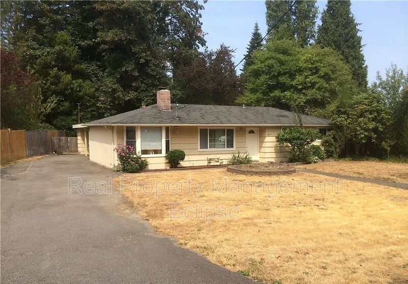 Bellevue House: 4071 155th Ave SE